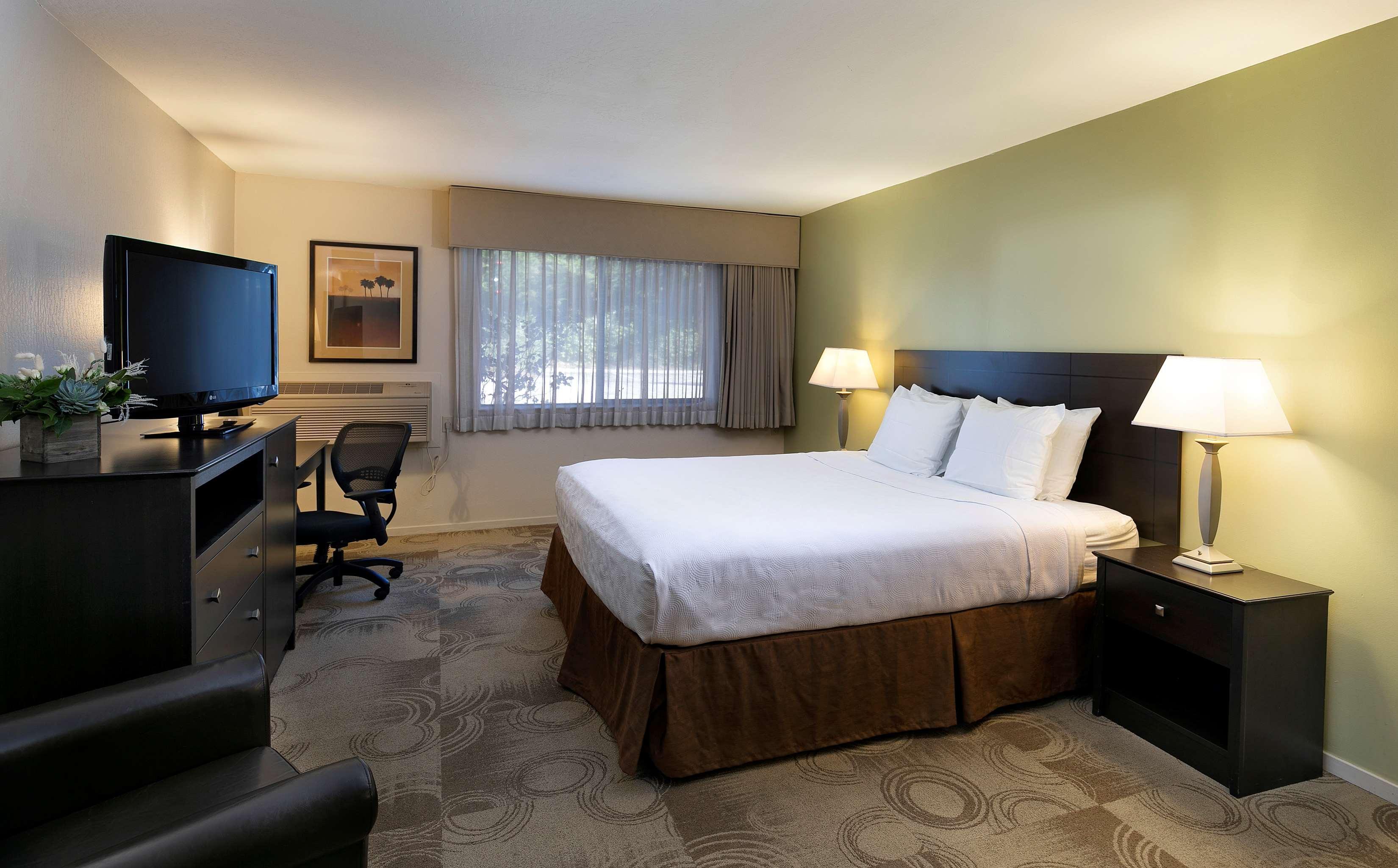 Hotel Seacliff Aptos, Tapestry Collection By Hilton Aptos