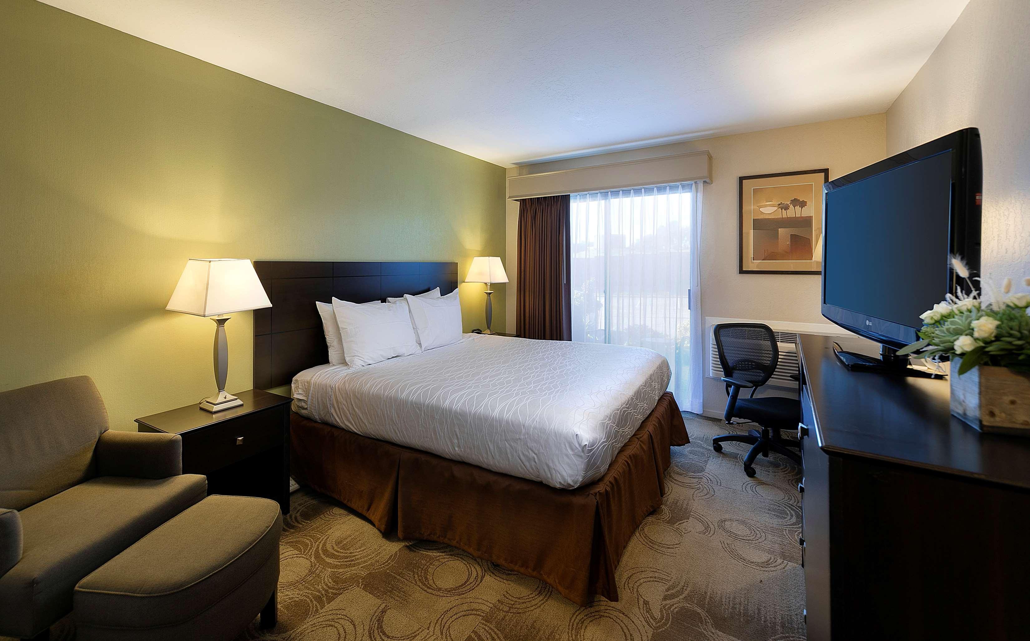 Hotel Seacliff Aptos, Tapestry Collection By Hilton Aptos