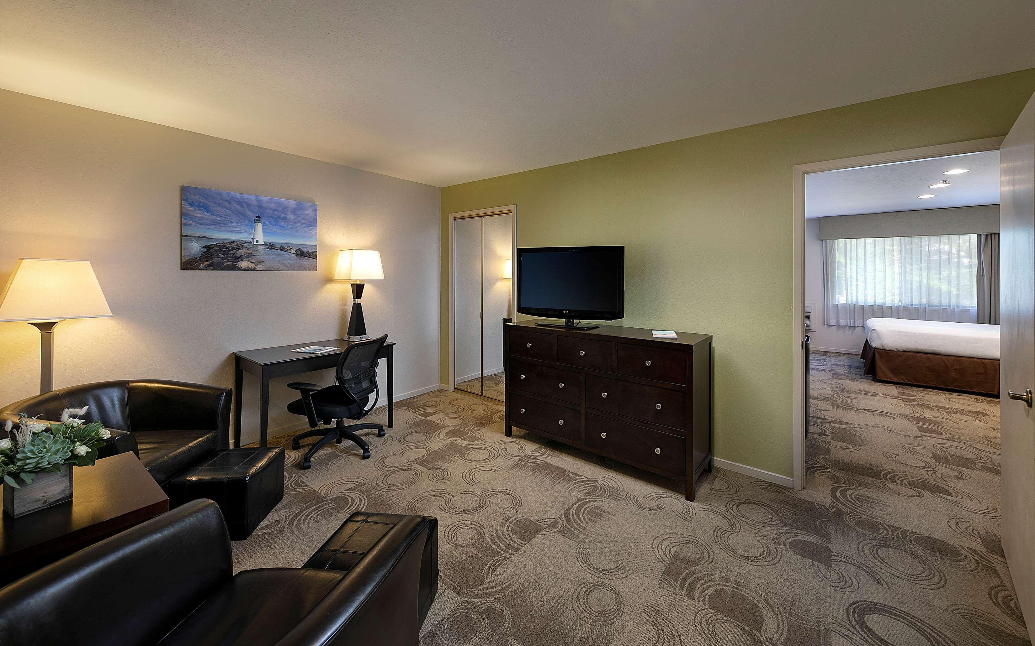 Hotel Seacliff Aptos, Tapestry Collection By Hilton