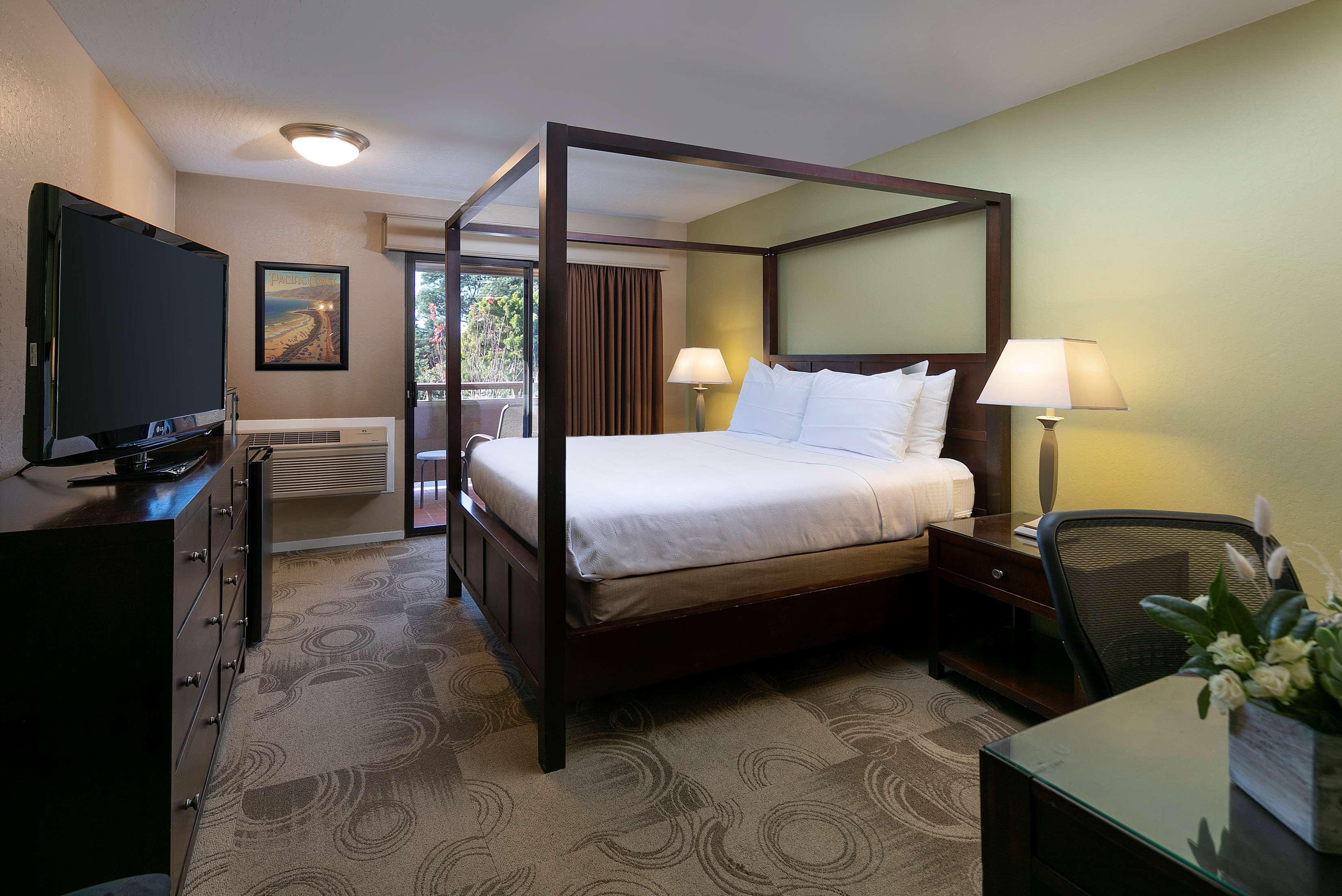 Seacliff Aptos, Tapestry Collection By Hilton
