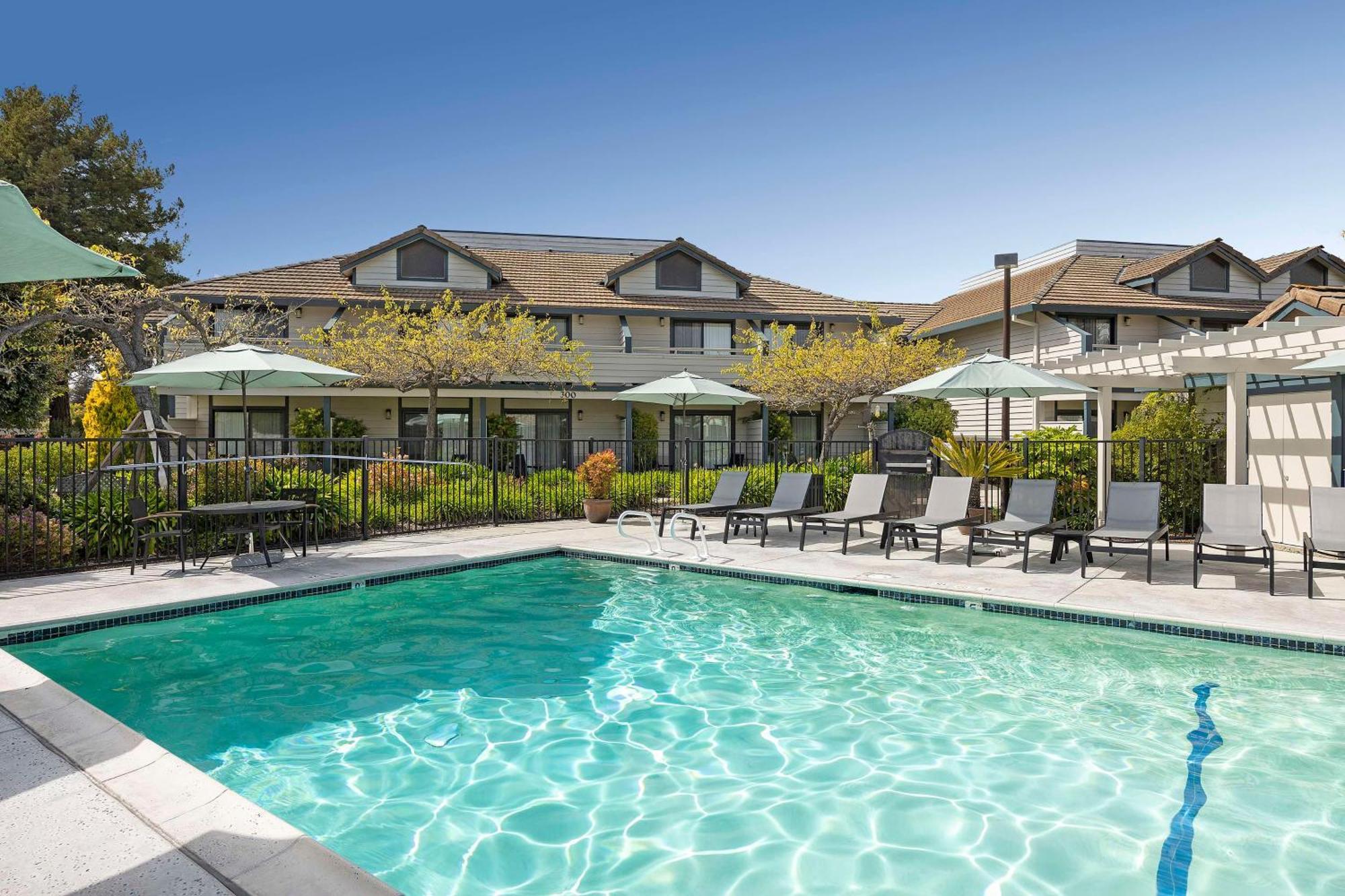 Seacliff Aptos, Tapestry Collection By Hilton Hotel